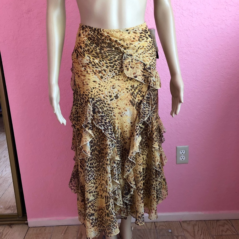 3/$15💛Midi high waisted ruffled skirt